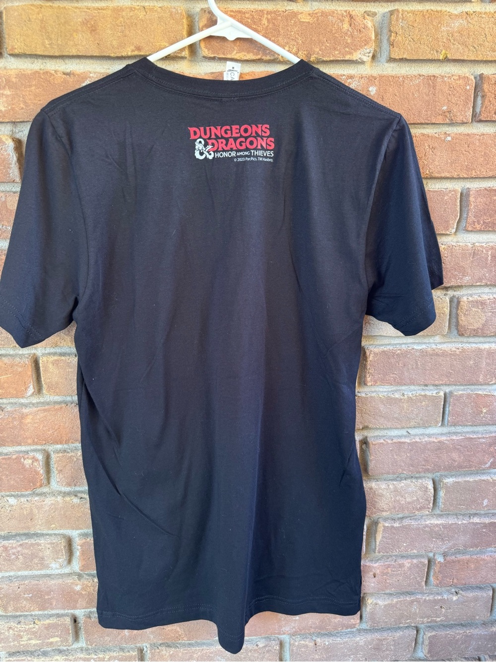 Dungeon Dragons Size Medium Unisex Black Graphic T-Shirt NWOT PTP 17” - Picture 5 of 6